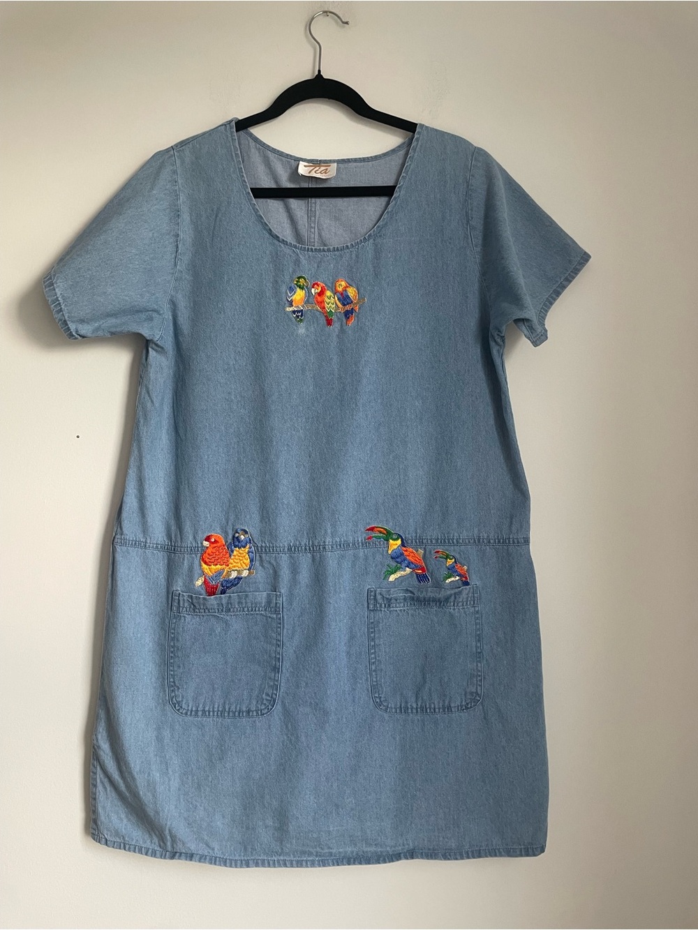 Vintage Denim Shift Dress with Tropical Bird Embroidery Retro Grandma Relaxed